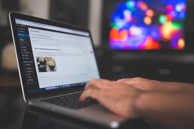 Web担当者必見!3ヶ月で効果を出すオウンドメディアの始め方【初心者向け】 10 オウンドメディア 始め方のアイキャッチ画像