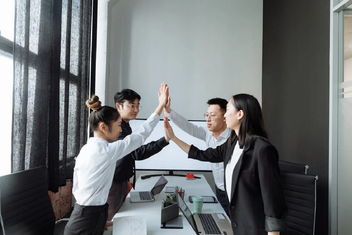 【2024年完全版】SEO指標マスターガイド:Webアナリストが教えるBtoB成功戦略と効果測定 44 11 2
