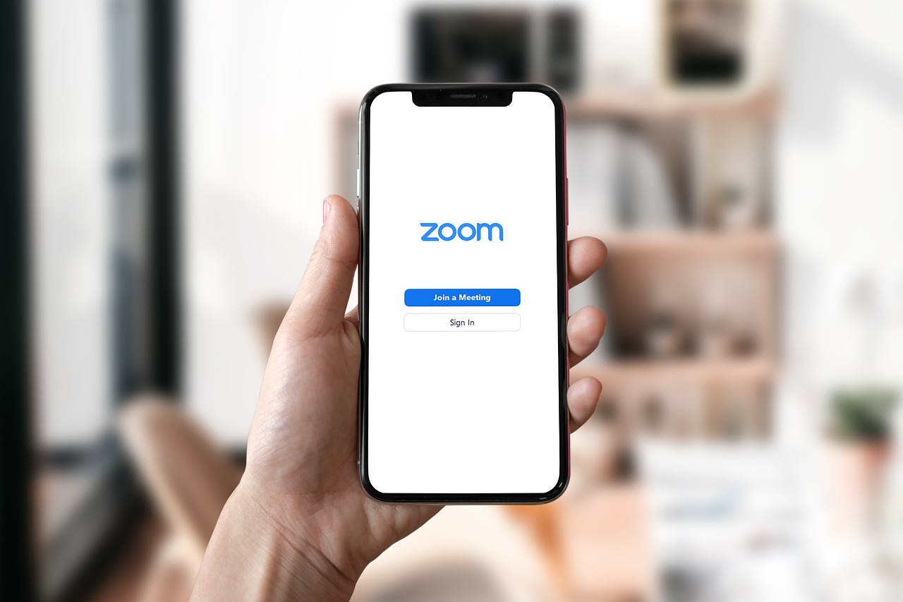 【SEO相談:教えてSEO谷さん!!】新規ECサイトのSEO戦略 - 30分のZOOM相談で見えた課題と解決策 - 第一回 28 hand 6024028 1280