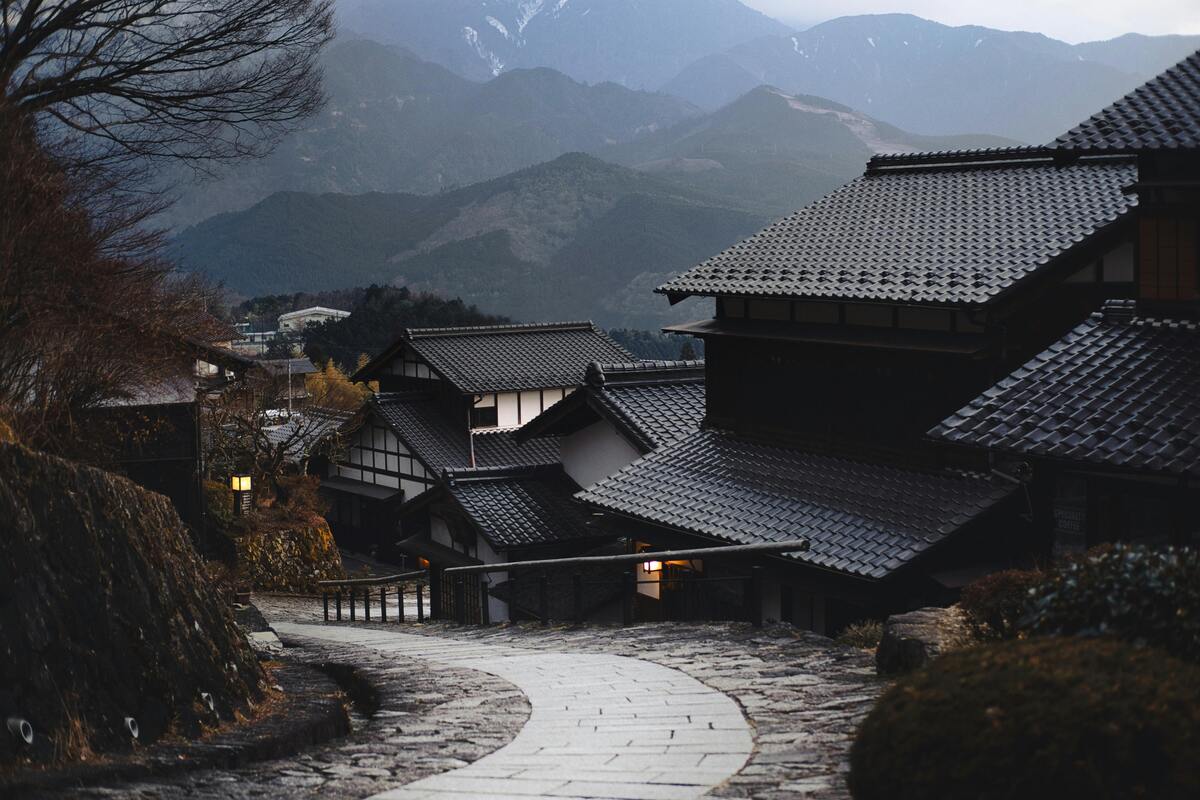 2025年【愛媛県 Web集客完全ガイド】地域密着型SEOマーケティング戦略解説 48 pexels evgeny tchebotarev 1058775 2187605 1